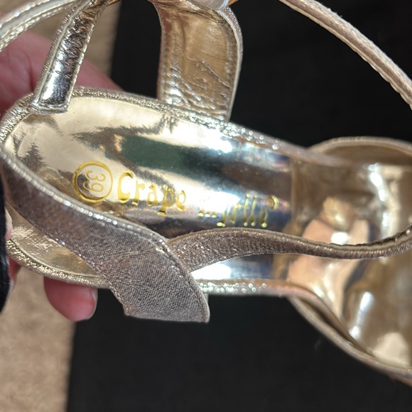 Preloved Ladies Heels - Picture 10 of 16